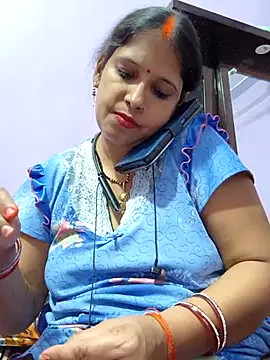 Snapshot of Sonalihot_ chatting on 04-21-26, 06:42 Sonalihot online show from 04-21-26, 06:42