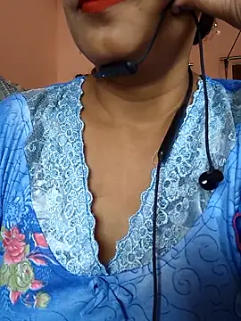Snapshot of Sonalihot_ chatting on 09-10-25, 05:17 Sonalihot online show from 09-10-25, 05:17