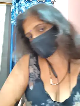 Snapshot of Sonalihot_ chatting on 10-19-25, 04:43 Sonalihot online show from 10-19-25, 04:43