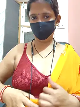 Snapshot of Sonalihot_ chatting on 09-29-25, 06:35 Sonalihot online show from 09-29-25, 06:35