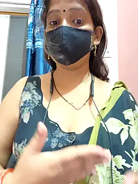 Snapshot of Sonalihot_ chatting on 10-06-25, 05:35 Sonalihot online show from 10-06-25, 05:35