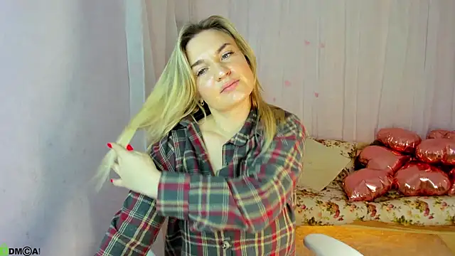 Marie Ellie online show from 03-04-26, 01:24