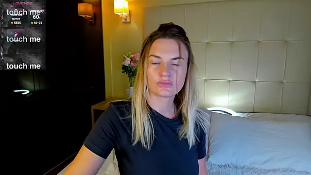 Marie Ellie online show from 11-19-25, 01:27