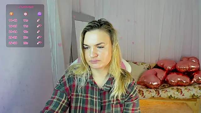 Marie Ellie online show from 03-06-26, 01:11