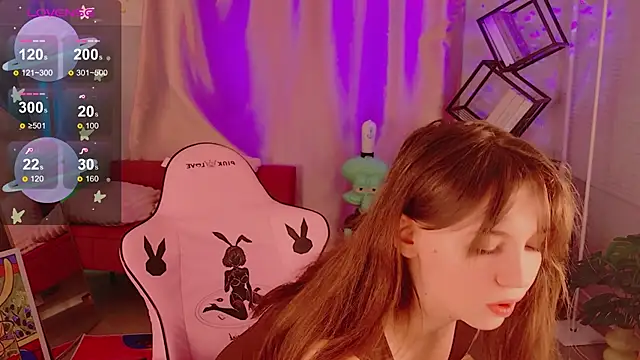 Snapshot of Moon__Bunny chatting on 07-18-26, 03:42 Moon Bunny online show from 07-18-26, 03:42