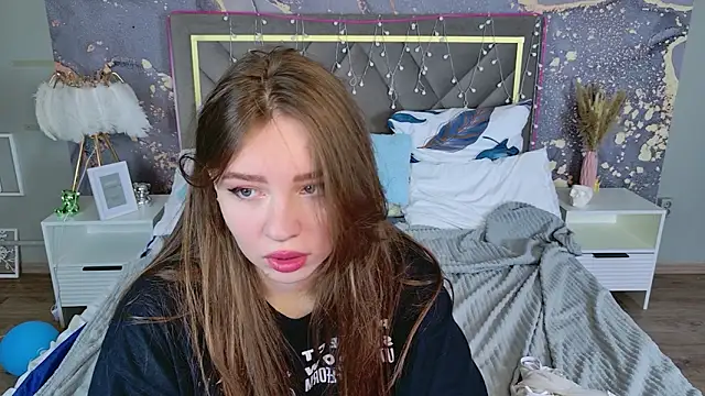 Moon  Bunny online show from 03-15-26, 12:12