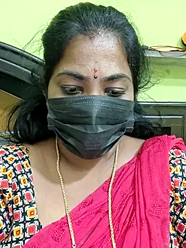 Snapshot of Tamil_Mithra chatting on 02-12-26, 10:26 Tamil Mithra online show from 02-12-26, 10:26