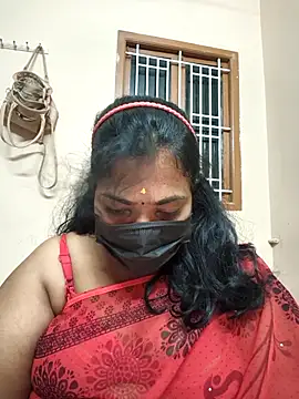 Snapshot of Tamil_Mithra chatting on 10-29-25, 06:07 Tamil Mithra online show from 10-29-25, 06:07