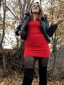 YOOUR EVAA online show from 10-18-25, 10:50