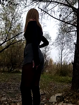 YOOUR EVAA online show from 10-12-25, 09:32