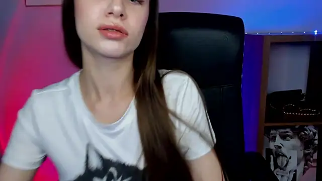 LuxMaya online show from 02-12-26, 08:14