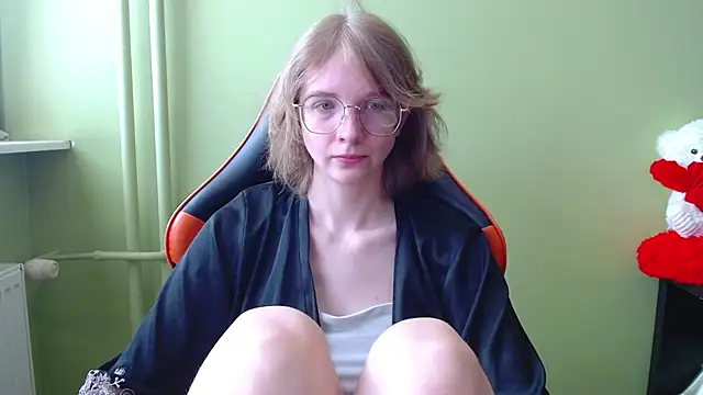 juicyPenny online show from 04-29-26, 06:28