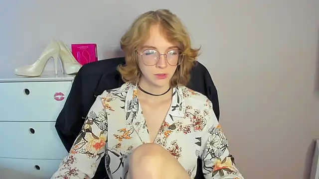 juicyPenny online show from 05-29-26, 06:19