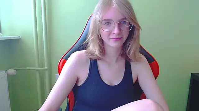 juicyPenny online show from 04-10-26, 06:53