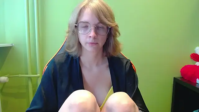 juicyPenny online show from 05-18-26, 08:30