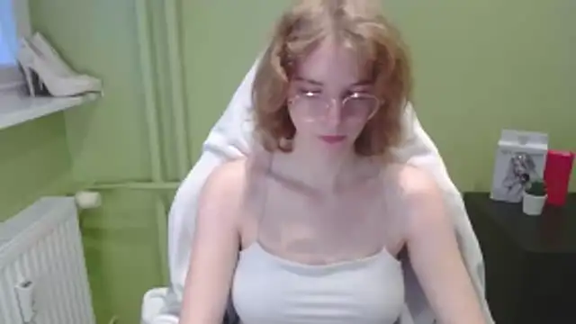 juicyPenny online show from 12-22-25, 07:52