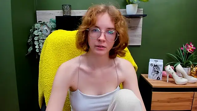 juicyPenny online show from 10-20-25, 06:15