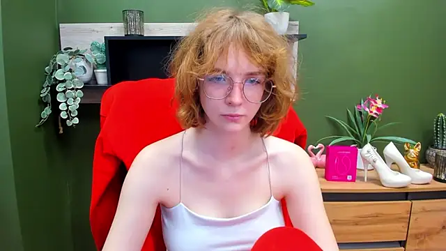 juicyPenny online show from 11-05-25, 07:33