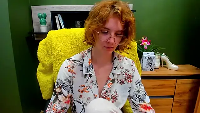 juicyPenny online show from 09-23-25, 06:31