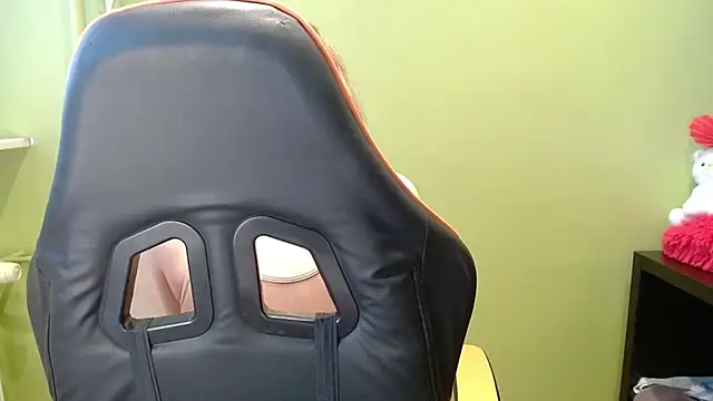 juicyPenny online show from 02-23-26, 07:20