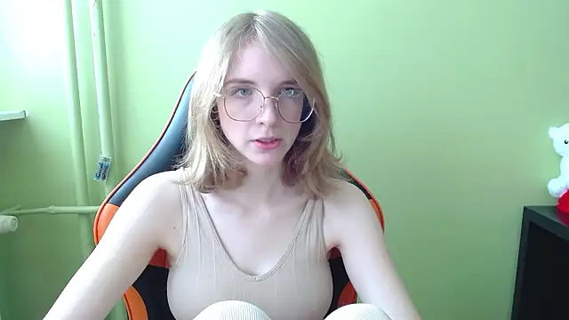 juicyPenny online show from 03-03-26, 07:26