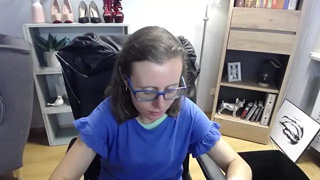 sweetxLizzy online show from 09-10-25, 04:22