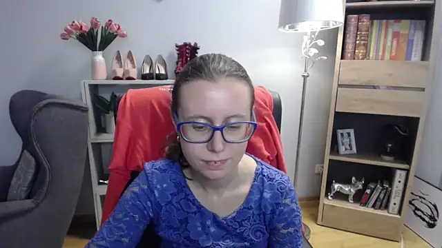 sweetxLizzy online show from 11-13-25, 05:33