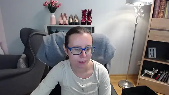 sweetxLizzy online show from 10-02-25, 04:27