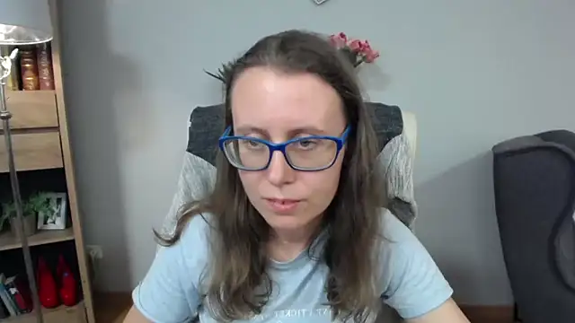 sweetxLizzy online show from 05-06-26, 04:38