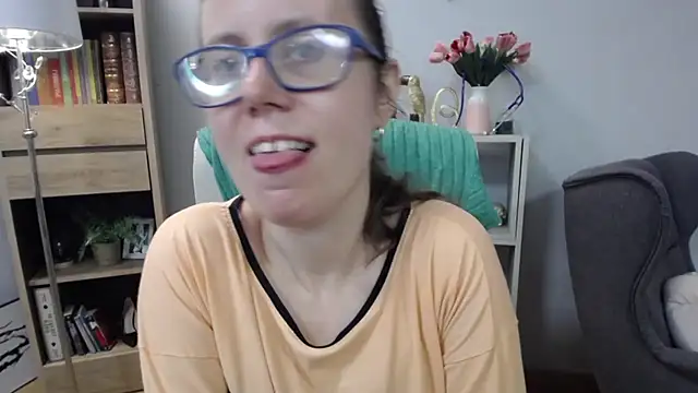sweetxLizzy online show from 05-22-26, 04:32