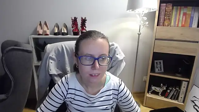 sweetxLizzy online show from 09-15-25, 04:24