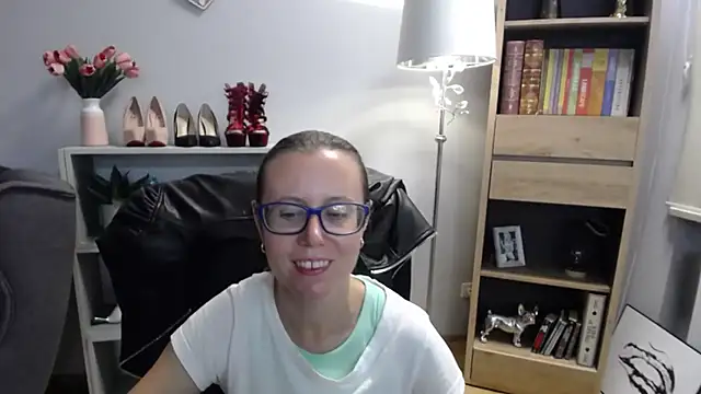 sweetxLizzy online show from 09-09-25, 04:44