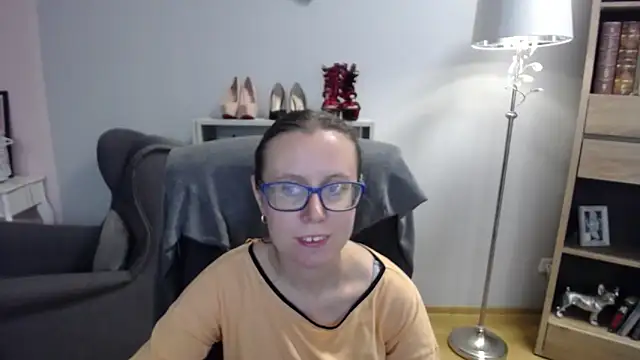 sweetxLizzy online show from 10-09-25, 04:24