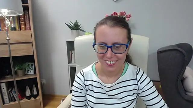 sweetxLizzy online show from 07-15-26, 04:52