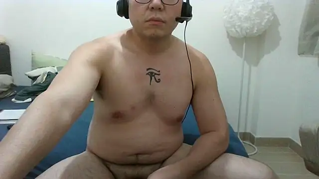 KaylanBMB online show from 04-12-26, 04:21