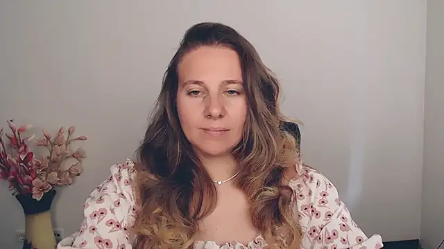 Darklure  online show from 09-15-25, 01:44