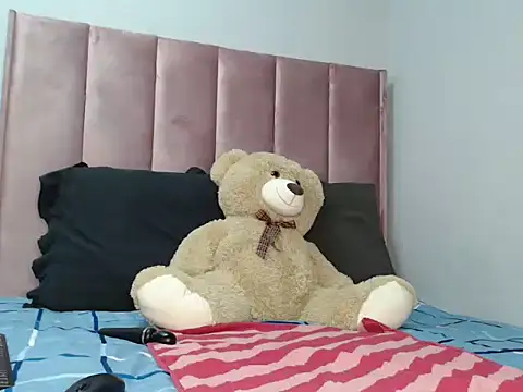 Abby 108 online show from 12-04-25, 08:41