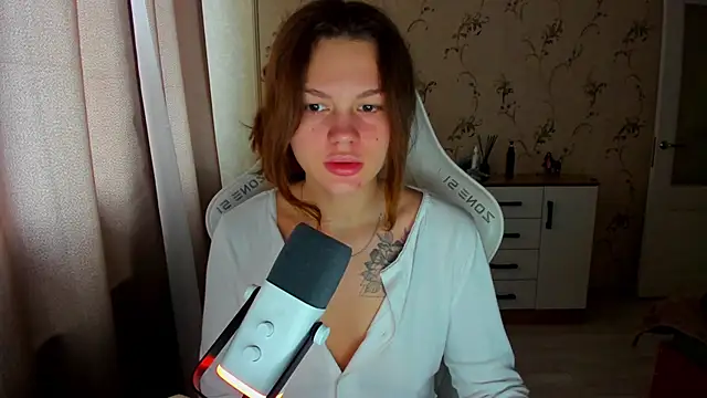 yourdreamm  online show from 10-09-25, 08:15