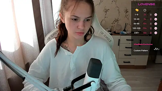 yourdreamm  online show from 09-10-25, 07:07