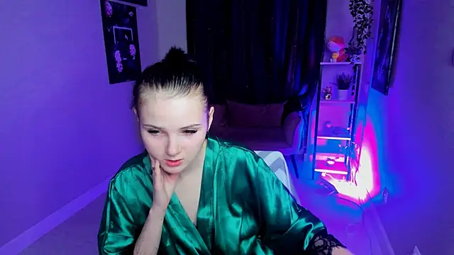 Snapshot of Leila_xxBaby chatting on 10-03-25, 12:50 Leila xxBaby online show from 10-03-25, 12:50