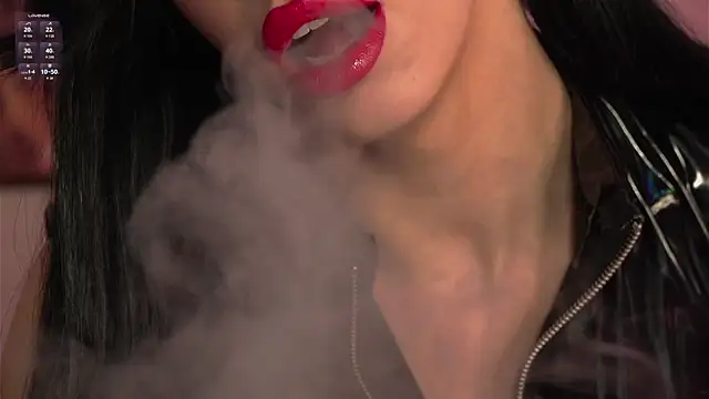 Olivia Faye online show from 12-22-25, 05:46