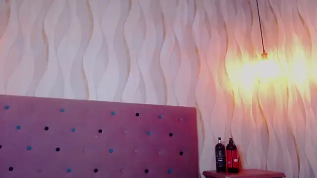 Naomi Braunx online show from 06-05-26, 06:13