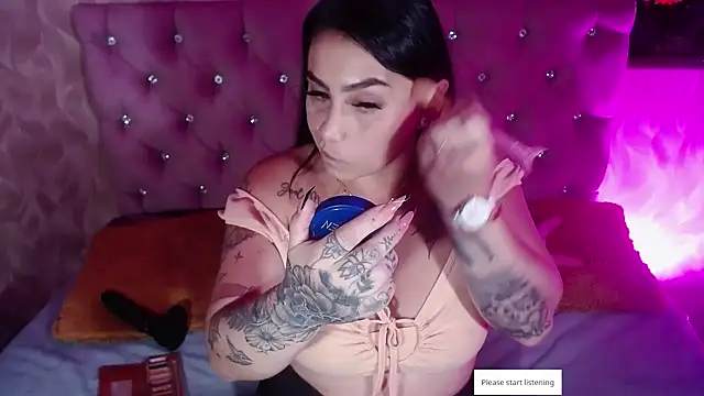 Snapshot of Naomi_Braunx chatting on 09-11-25, 08:31 Naomi Braunx online show from 09-11-25, 08:31