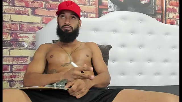 Snapshot of Damian_Shakur chatting on 04-21-26, 12:23 Damian Shakur online show from 04-21-26, 12:23