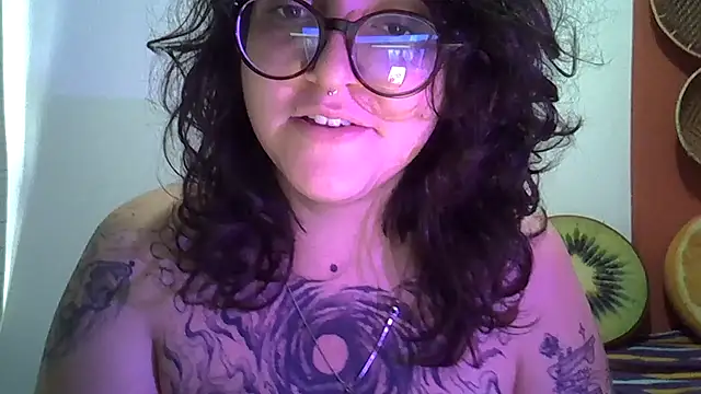 Blue Liz online show from 09-26-25, 12:12