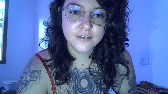 Blue Liz online show from 11-21-25, 08:08