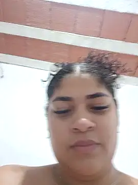 Snapshot of euseila98 chatting on 12-17-25, 01:54 euseila98 online show from 12-17-25, 01:54