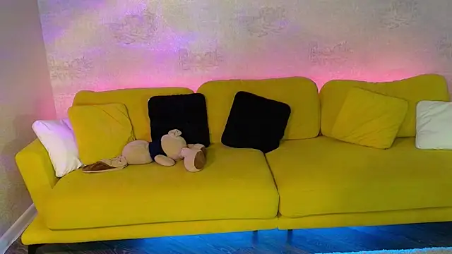 Katherinepinke online show from 10-12-25, 10:16