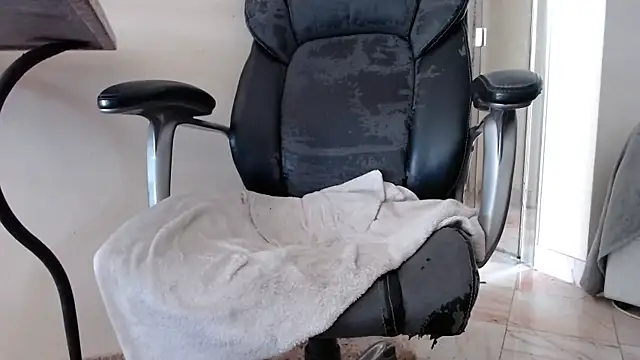 Richard Crane online show from 11-24-25, 03:12