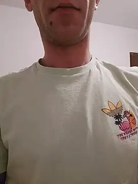 Snapshot of Czarnoksieznik chatting on 11-14-25, 08:45 Czarnoksieznik online show from 11-14-25, 08:45